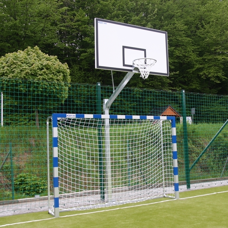 Hliníkové branky na házenou, 3x2 m, rám přišroubovaný v rozích