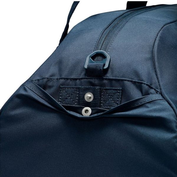 Nike Gym Club 24L Sports Bag Nike Gym Club 24L Sports Bag